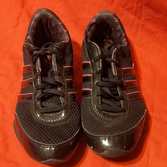 Adidas lightweight black and red sneakers - sz 10 - Picture 4 of 6